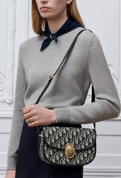 Medium Dior Medaillon Flap Bag Blue Dior Oblique Jacquard M3922Q Medium Dior Medaillon Flap Bag Blue Dior Oblique Jacquard M3922Q