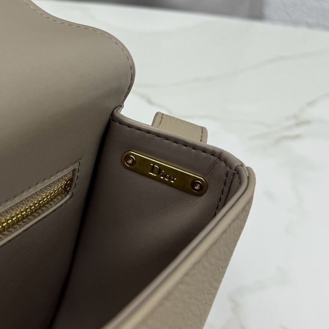 Medium Dior Medaillon Flap Bag Grained Calfskin M3920QD Khaki Medium Dior Medaillon Flap Bag Grained Calfskin M3920QD Khaki