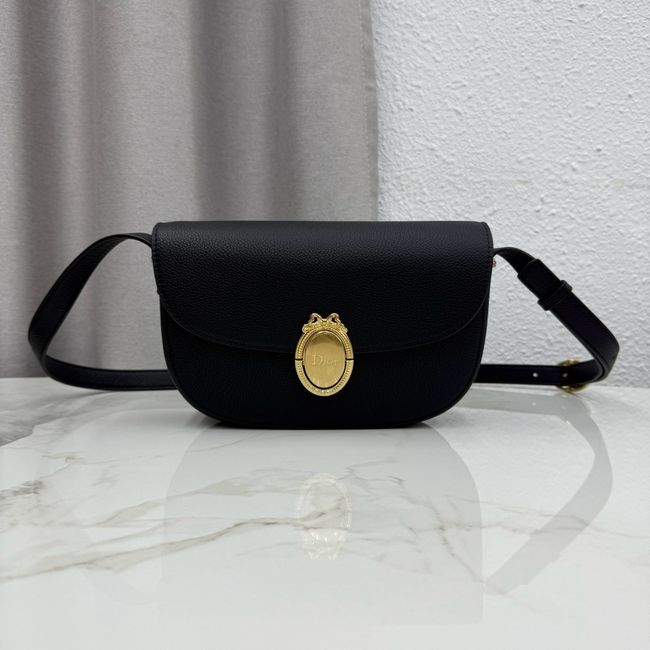 Medium Dior Medaillon Flap Bag Grained Calfskin M3920QD black