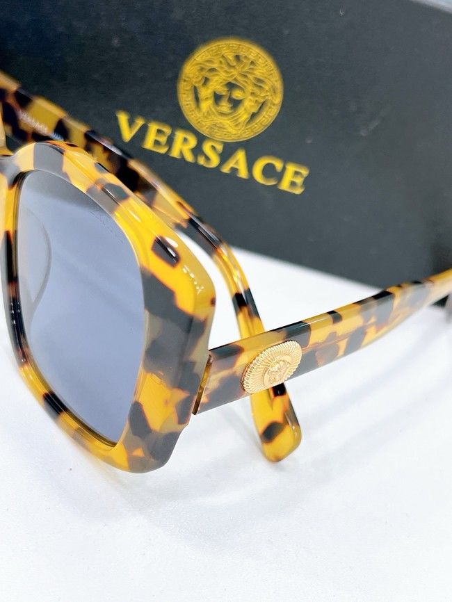 Versace Sunglasses VES000012