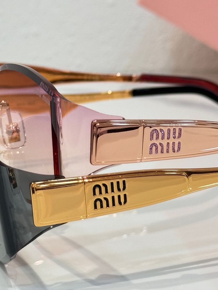 miumiu Sunglasses MMS00002-1