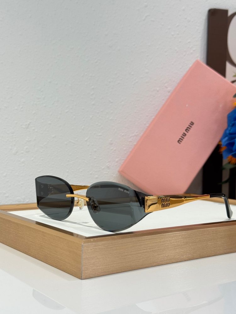 miumiu Sunglasses MMS00002-4