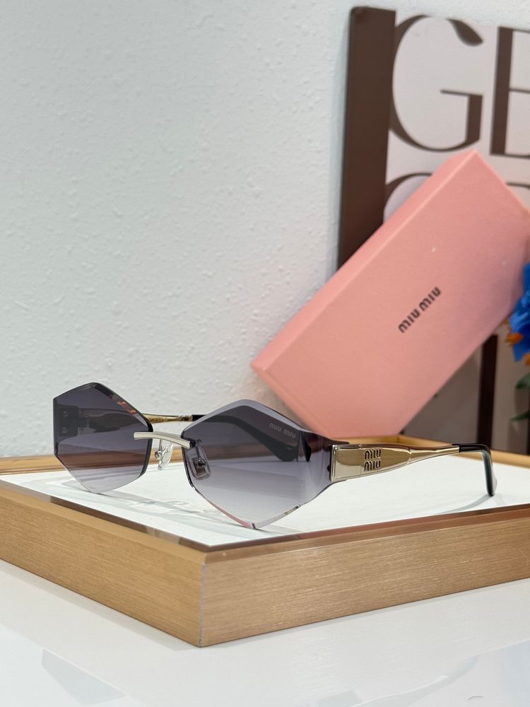 miumiu Sunglasses MMS00003-3