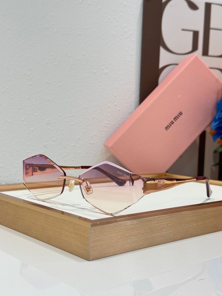 miumiu Sunglasses MMS00003-5
