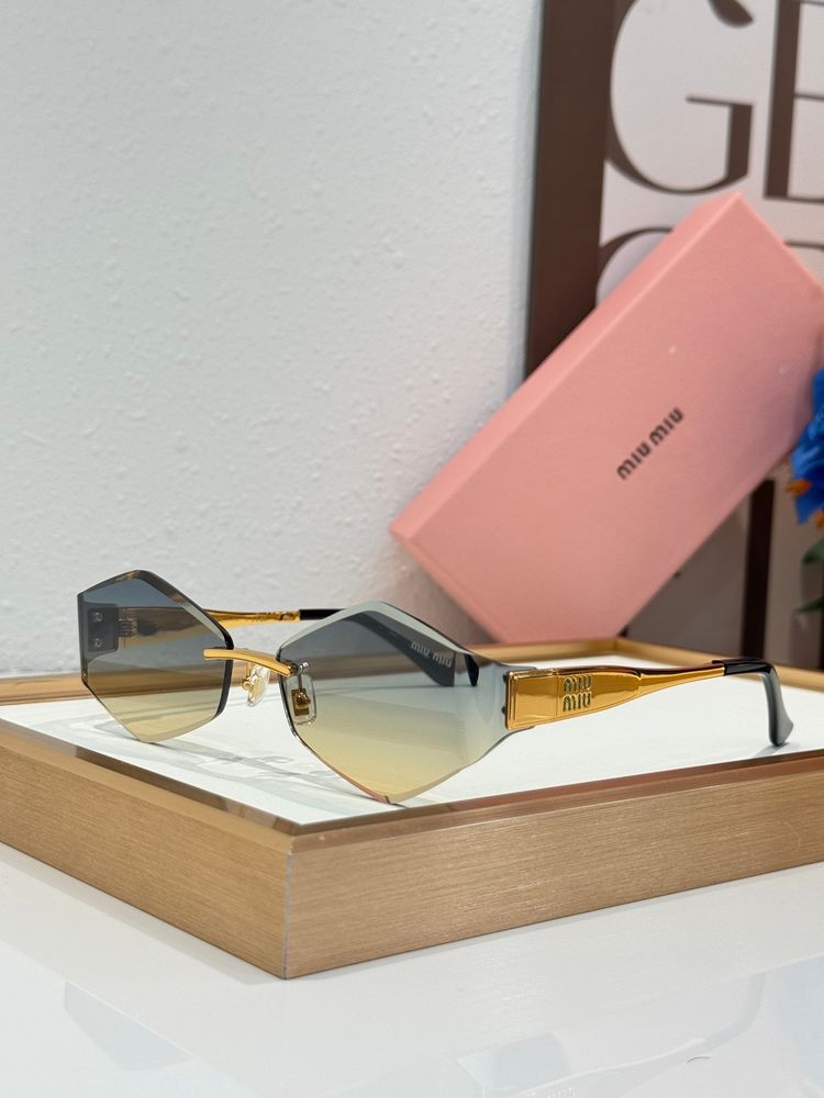miumiu Sunglasses MMS00003-6