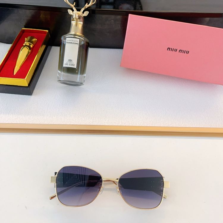miumiu Sunglasses MMS00008-2