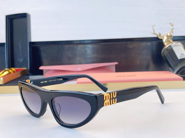 miumiu Sunglasses MMS00009-2