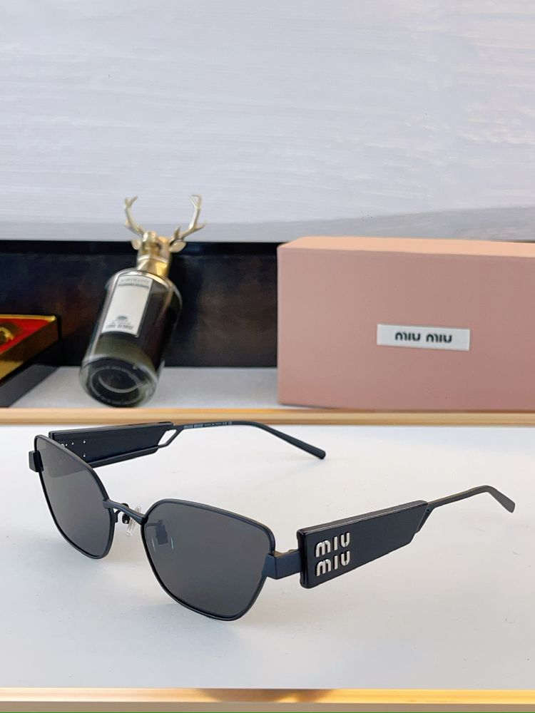 miumiu Sunglasses MMS00020-1