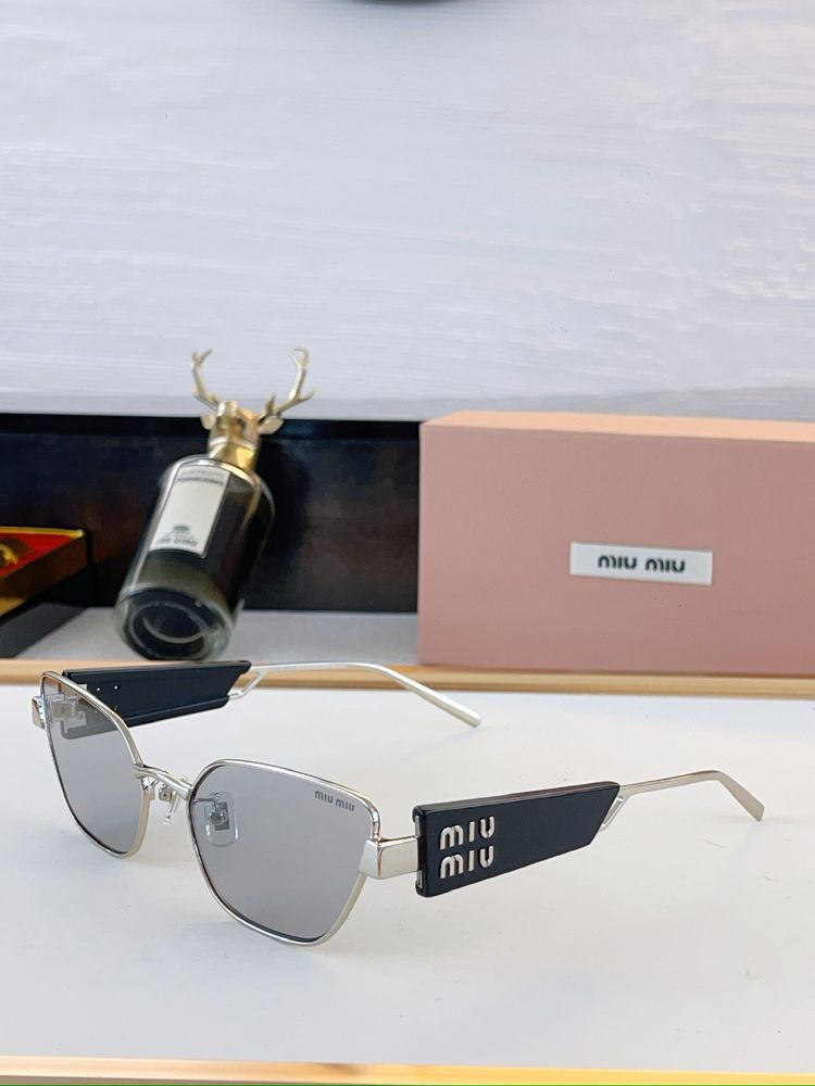 miumiu Sunglasses MMS00020-3