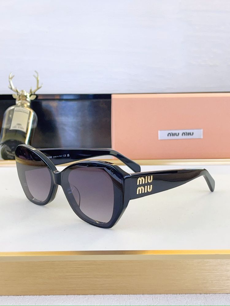 miumiu Sunglasses MMS00025-1