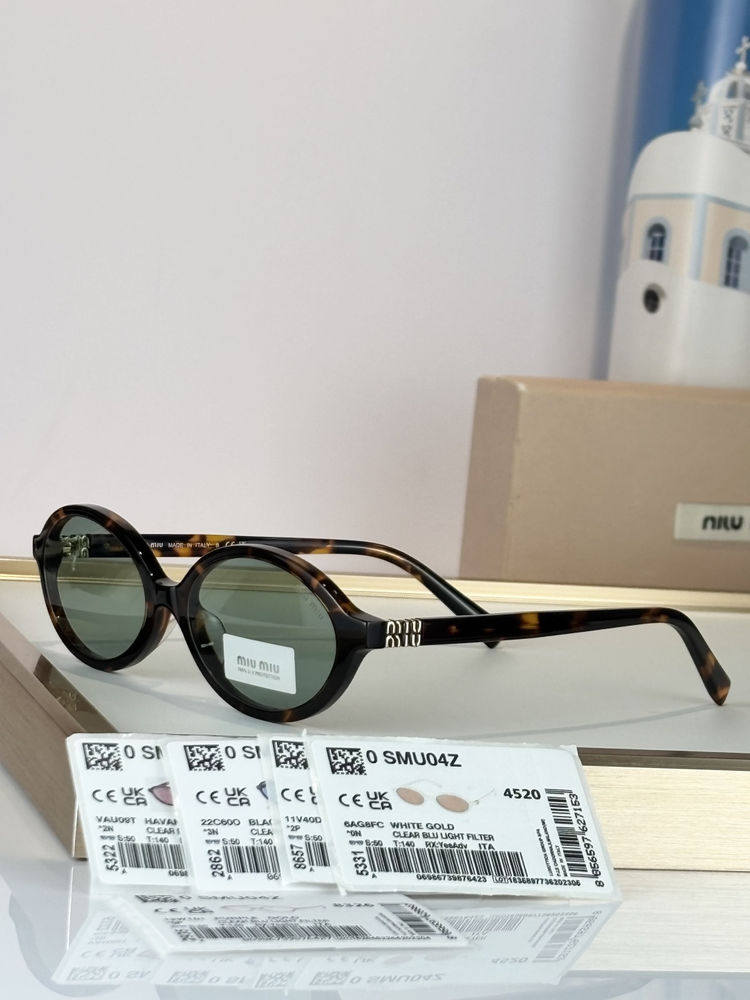 miumiu Sunglasses MMS00031-1