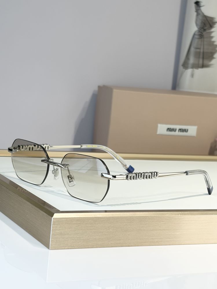 miumiu Sunglasses MMS00033-2