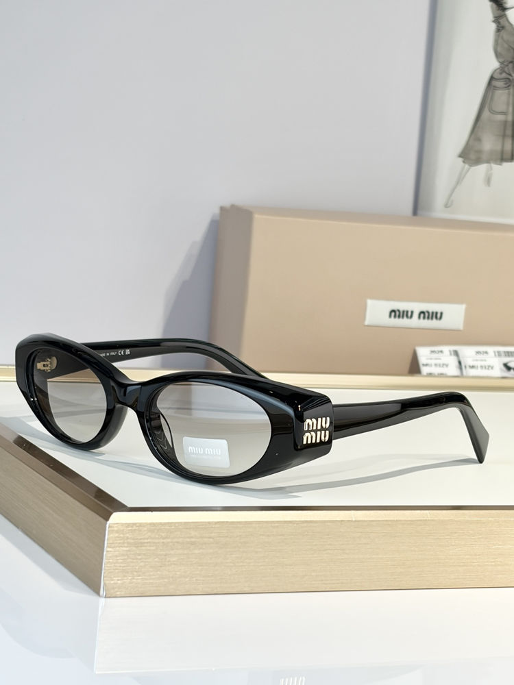 miumiu Sunglasses MMS00039-2