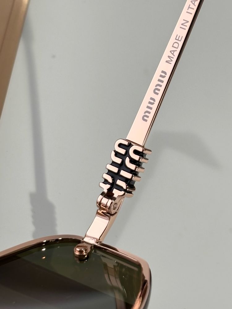 miumiu Sunglasses MMS00040-2 miumiu Sunglasses MMS00040-2