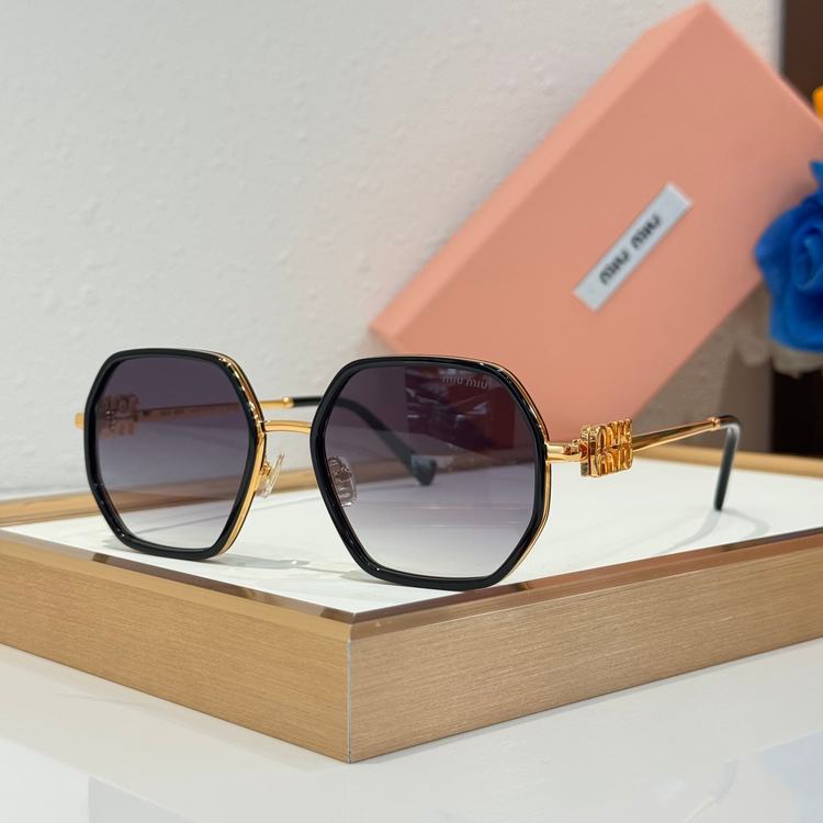 miumiu Sunglasses MMS00046-1