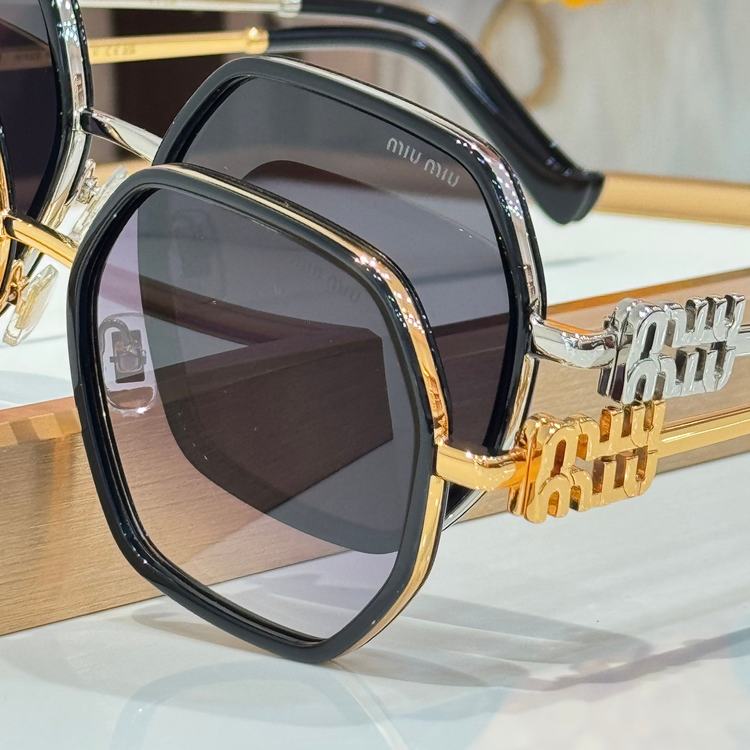 miumiu Sunglasses MMS00046-1