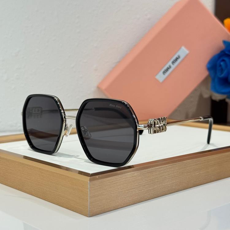 miumiu Sunglasses MMS00046-2