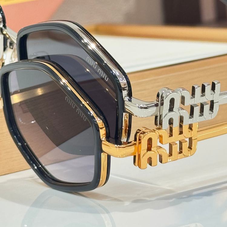 miumiu Sunglasses MMS00047-1