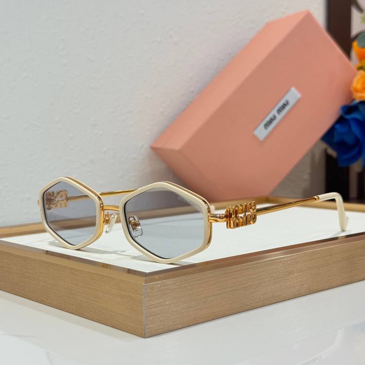 miumiu Sunglasses MMS00047-5