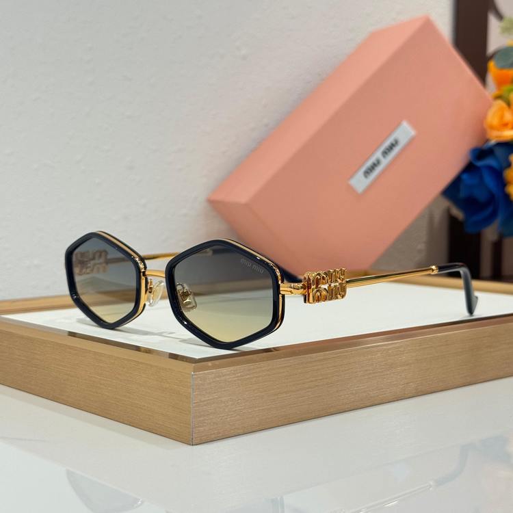 miumiu Sunglasses MMS00047-7