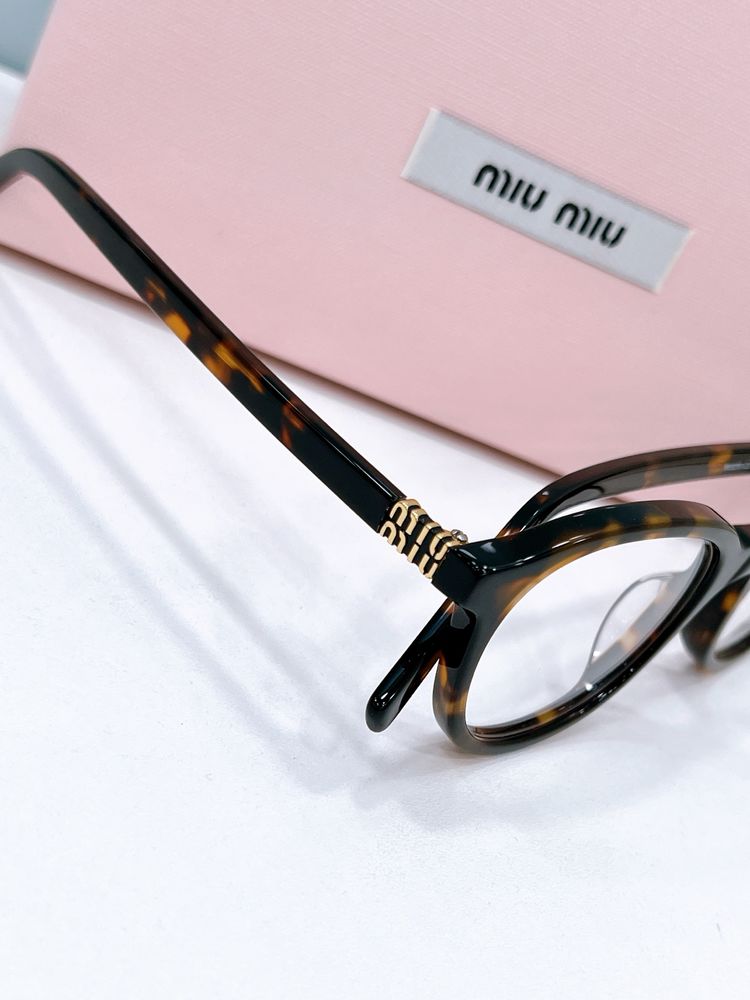 miumiu Sunglasses MMS00048-1