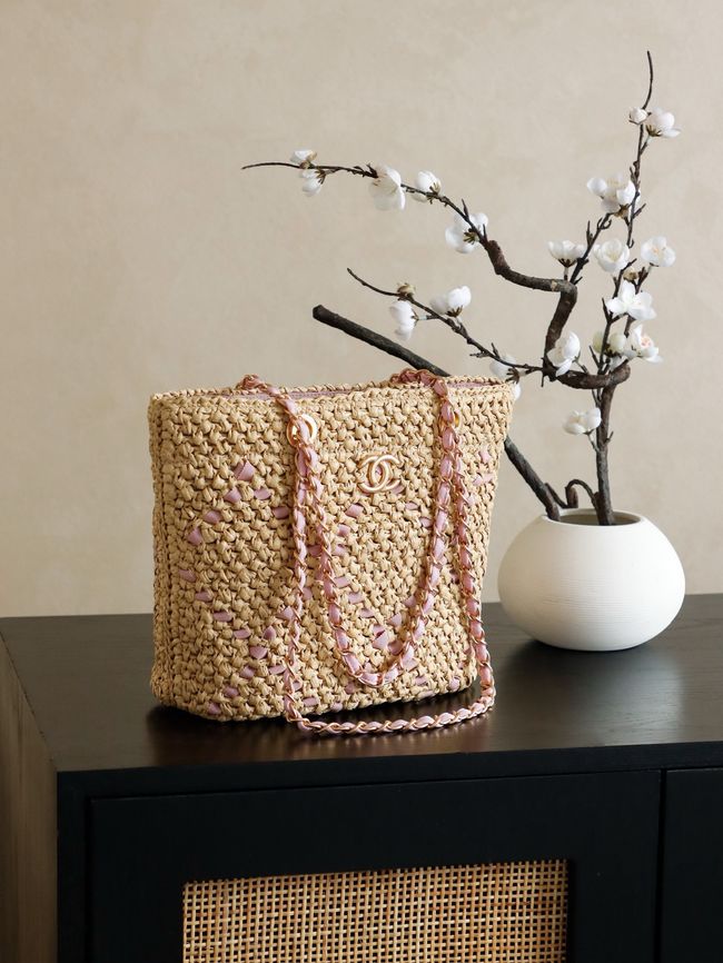 CHANEL Braided Straw Shoulder Bag AS5955 Apricot and pink CHANEL Braided Straw Shoulder Bag AS5955 Apricot and pink