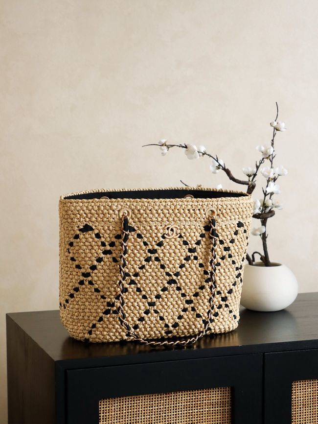 CHANEL Large Braided Straw Shoulder Bag AS5956 Apricot and black CHANEL Large Braided Straw Shoulder Bag AS5956 Apricot and black