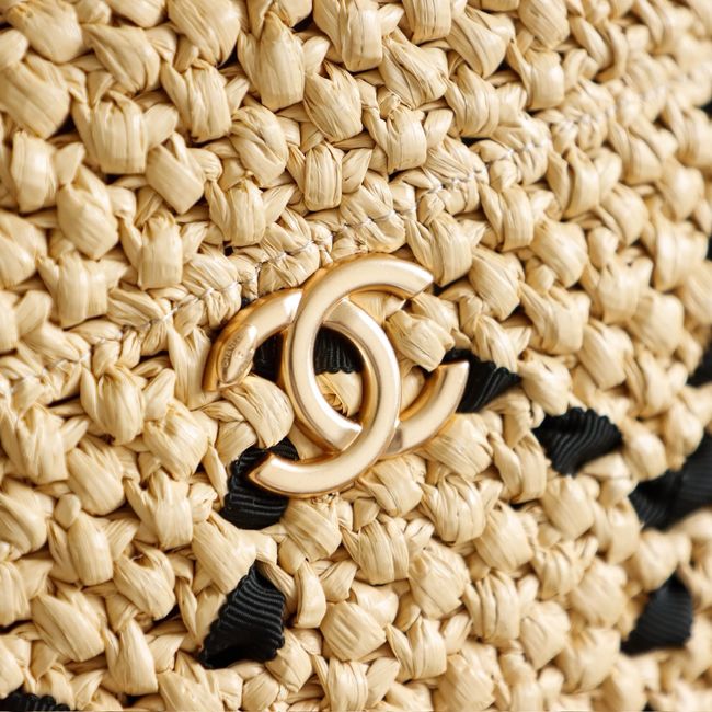 CHANEL Large Braided Straw Shoulder Bag AS5956 Apricot and black CHANEL Large Braided Straw Shoulder Bag AS5956 Apricot and black