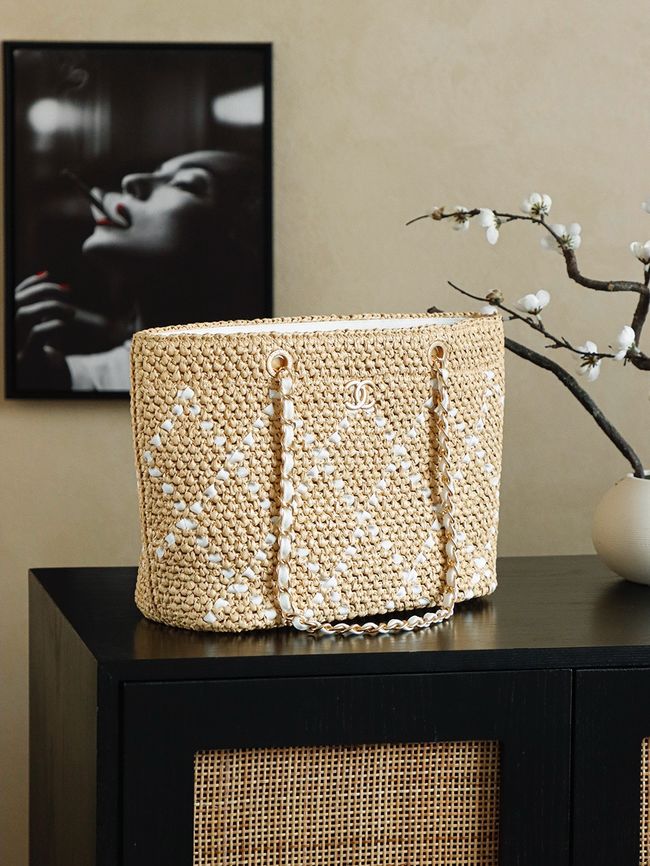 CHANEL Large Braided Straw Shoulder Bag AS5956 Apricot and white CHANEL Large Braided Straw Shoulder Bag AS5956 Apricot and white
