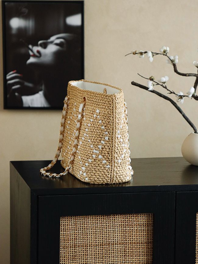 CHANEL Large Braided Straw Shoulder Bag AS5956 Apricot and white CHANEL Large Braided Straw Shoulder Bag AS5956 Apricot and white