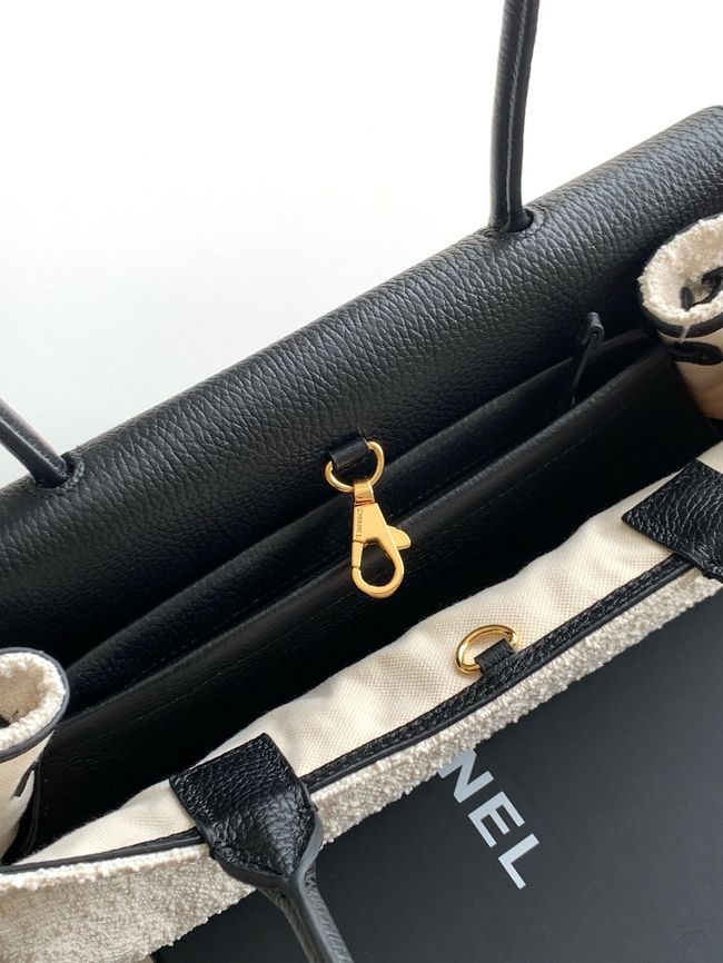 CHANEL Small Tote AS6288 white&black CHANEL Small Tote AS6288 white&black