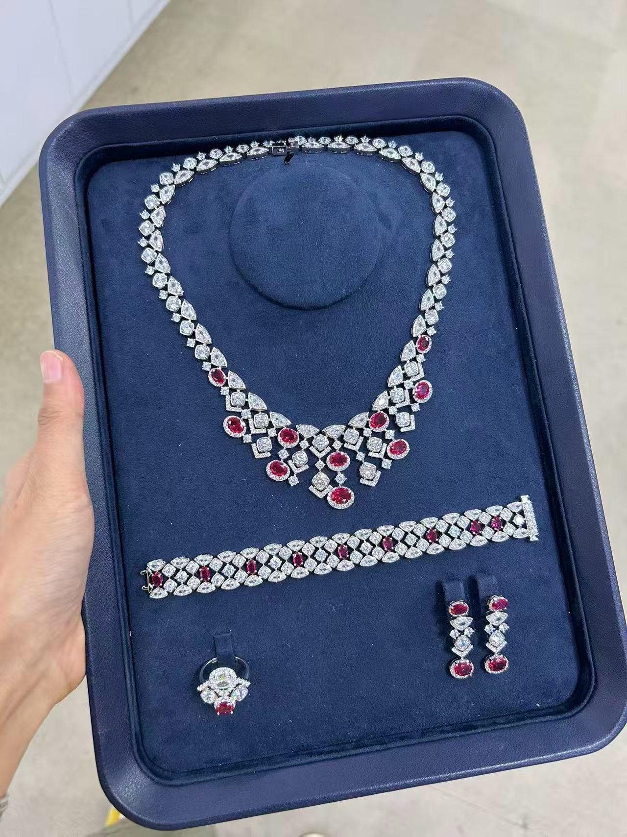 BVLGARI necklace&Earring&Bracelet&ring CE82044
