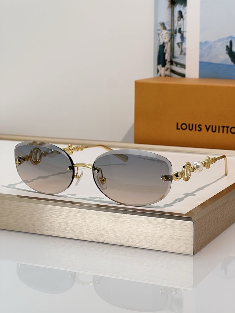 LV Sunglasses LVS00002-7