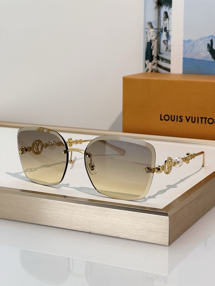 LV Sunglasses LVS00003-3