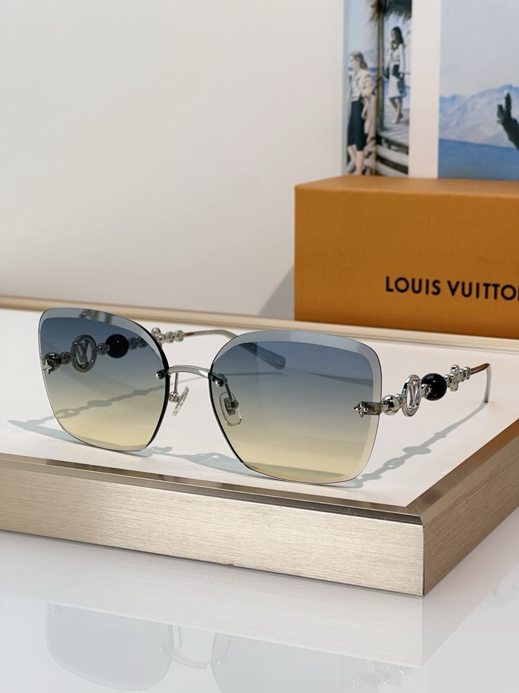 LV Sunglasses LVS00003-5