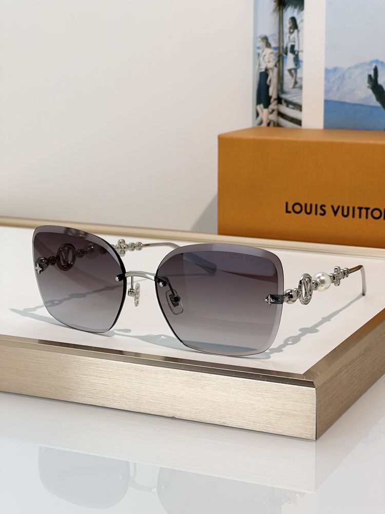 LV Sunglasses LVS00003-6