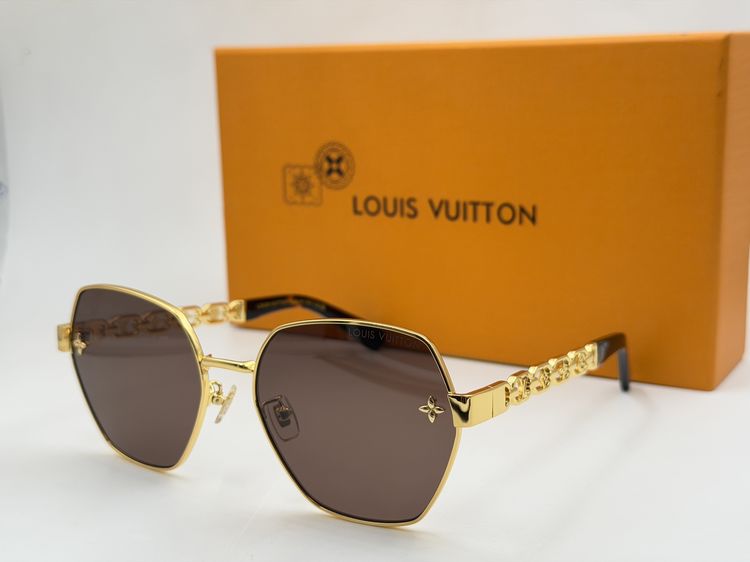 LV Sunglasses LVS00009-3