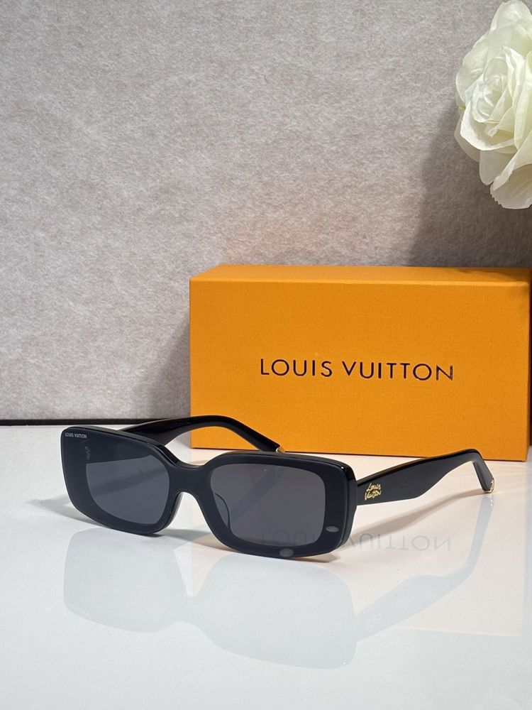 LV Sunglasses LVS00015-7