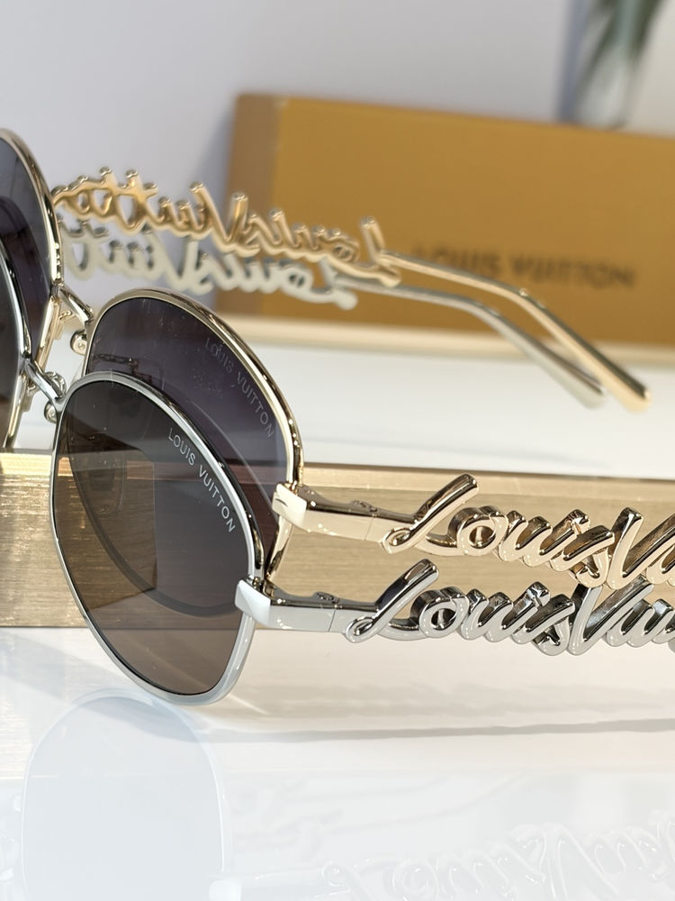 LV Sunglasses LVS00016-1