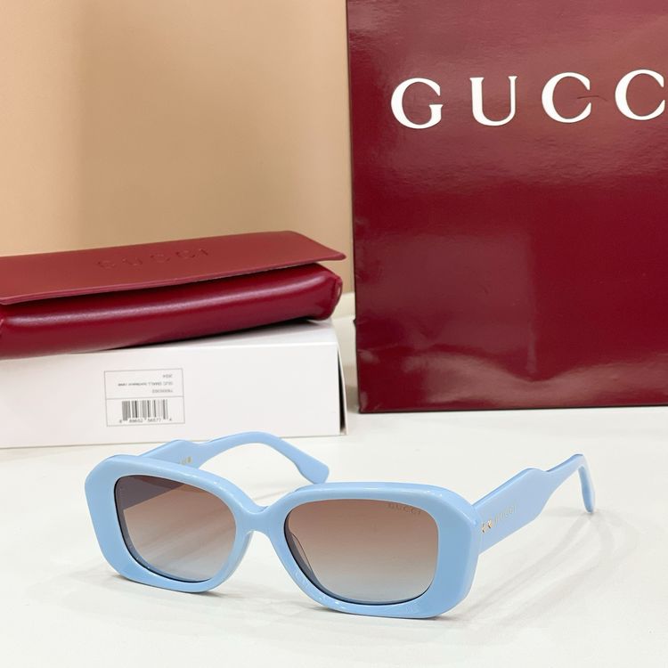 Gucci Sunglasses GUS00008-2