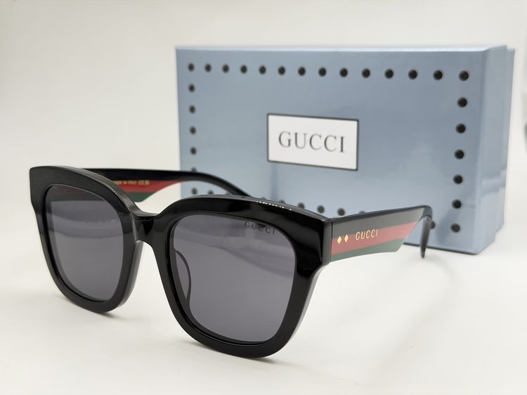 Gucci Sunglasses GUS00011-1