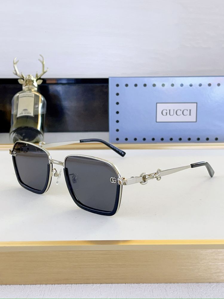 Gucci Sunglasses GUS00013-2