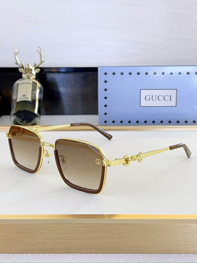 Gucci Sunglasses GUS00013-5