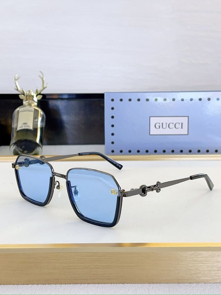 Gucci Sunglasses GUS00013-6
