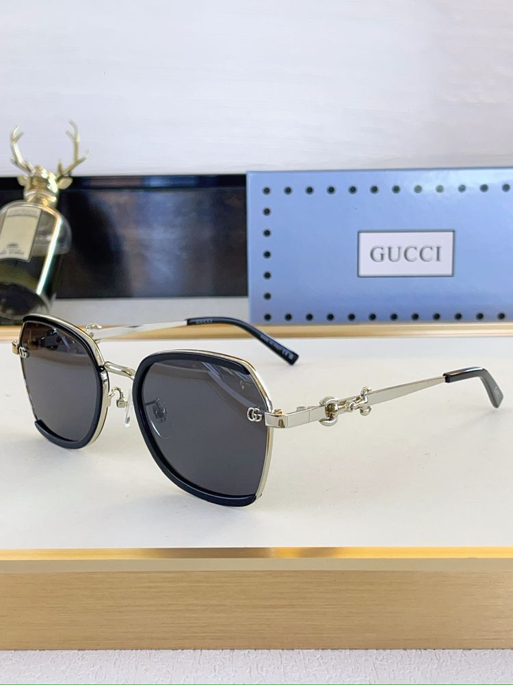 Gucci Sunglasses GUS00014-2
