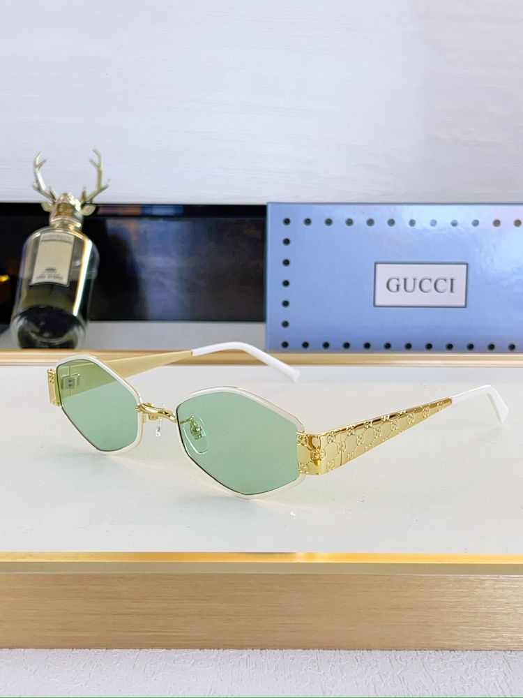 Gucci Sunglasses GUS00016-6