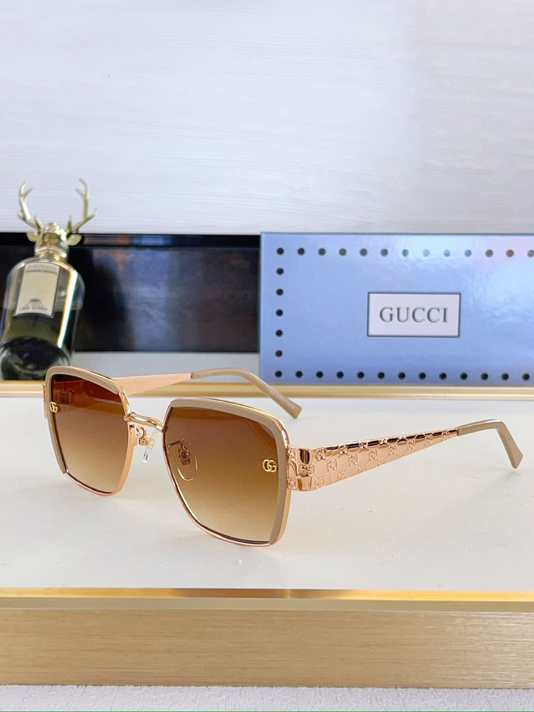 Gucci Sunglasses GUS00018-1