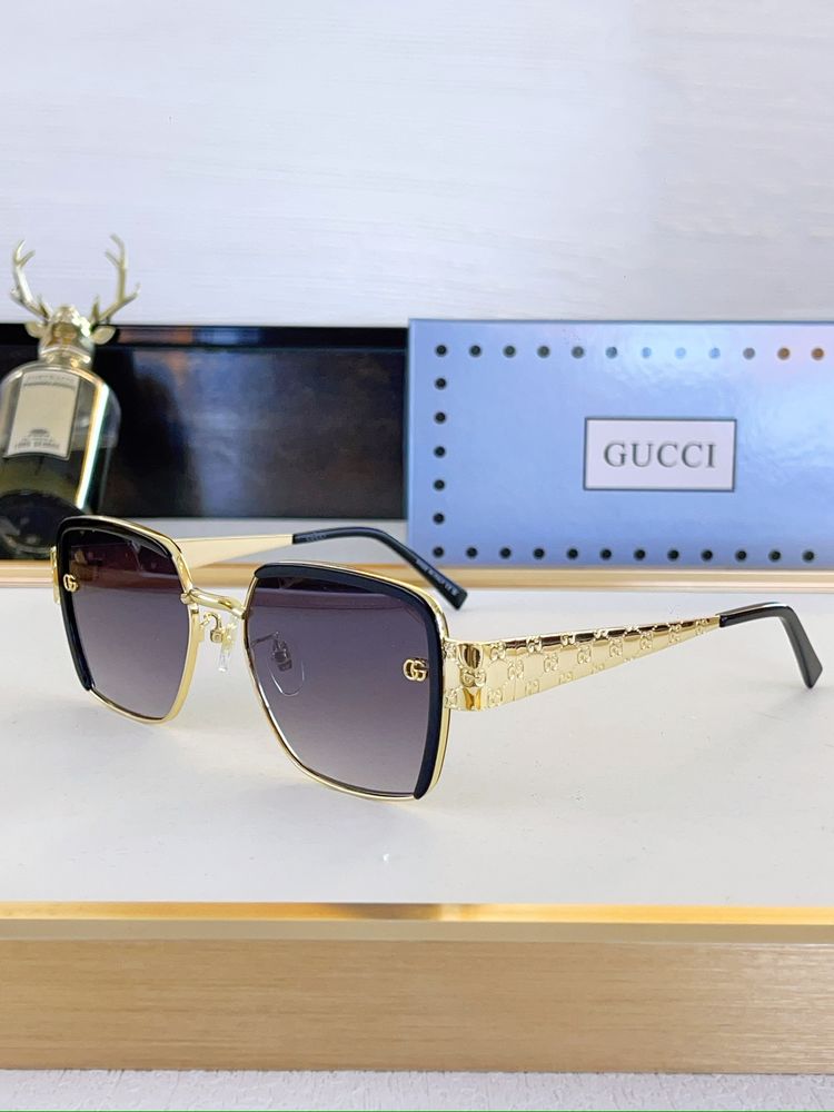 Gucci Sunglasses GUS00018-2
