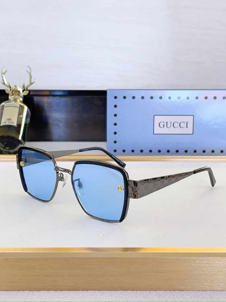 Gucci Sunglasses GUS00018-5
