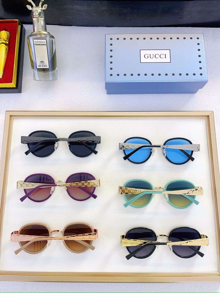 Gucci Sunglasses GUS00020-1